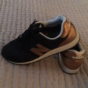 New Balance sneakers 👟